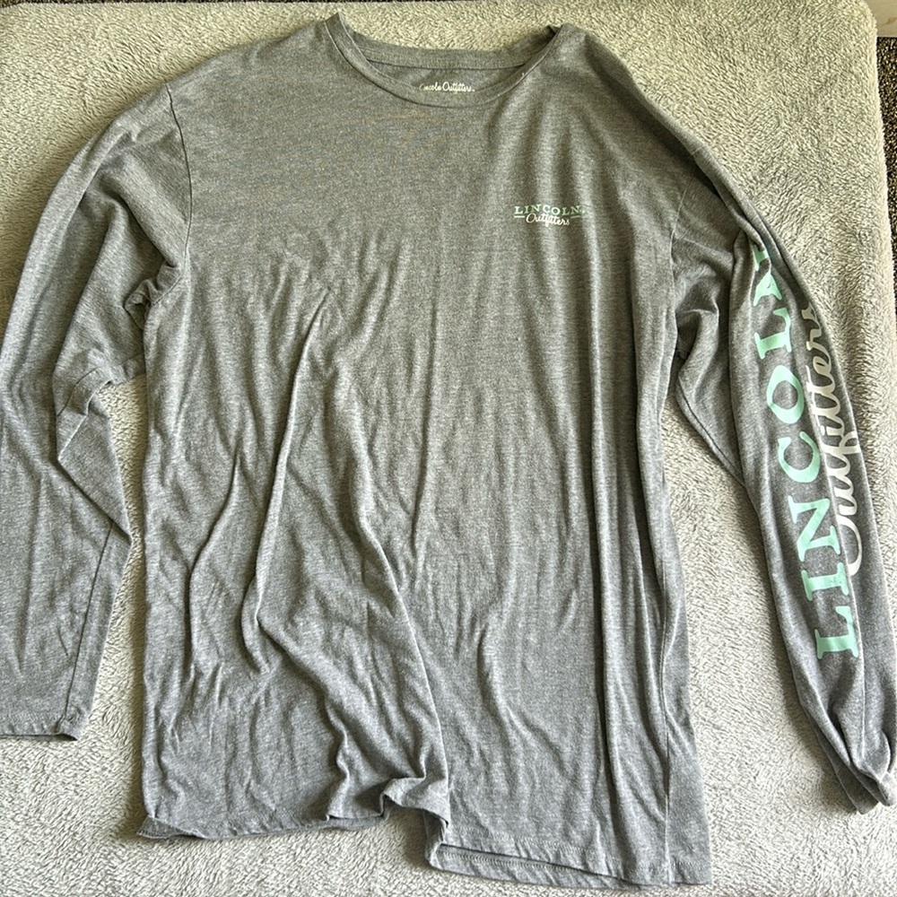 Lincoln Outfitters long sleeved tee